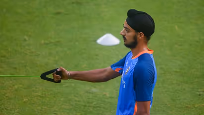 ജഡേജ, ബുമ്ര, ഇപ്പോള് അര്ഷ്ദീപ് സിംഗിനും പരിക്ക്; ലോകകപ്പിന് മുമ്പ് ആശങ്കപ്പെടേണ്ടതുണ്ടോ?