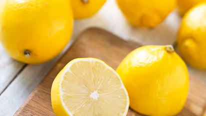 Benefits of Lemon :  നാരങ്ങ ആരോഗ്യത്തിന് നല്ലതെന്ന് പറയുന്നതിന്റെ കാരണങ്ങൾ