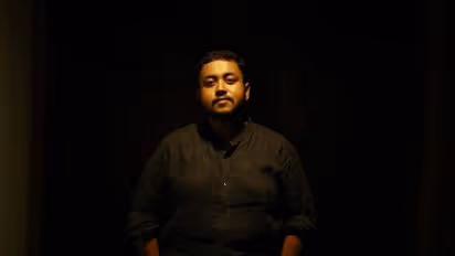 तलाक के बाद डिप्रेशन से जूझ रहे इस साउथ इंडियन एक्टर ने की आत्महत्या, 5 दिन पहले पिता से किया था ये वादा