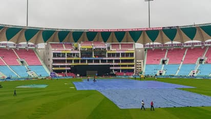 ஏய்ப்பு காட்டும் மழை.. இந்தியா - தென்னாப்பிரிக்கா முதல் ஒருநாள் போட்டி தாமதம் 