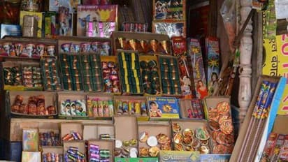 ദീപാവലി മാത്രമല്ല, ക്രിസ്മസ്-ന്യൂ ഇയറിനും ബാധകം; എങ്ങനെ, എപ്പോൾ, എന്തൊക്കെ, പടക്കം ഉപയോഗത്തിന് നിയന്ത്രണം