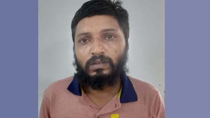 കൊച്ചിയിൽ പരാതി നൽകിയ യുവതിയെ വീട്ടിൽ കയറി കുത്തി, പ്രതിയെ സാഹസികമായി കീഴ്പെടുത്തി, അറസ്റ്റ് ചെയ്ത് പൊലീസ്