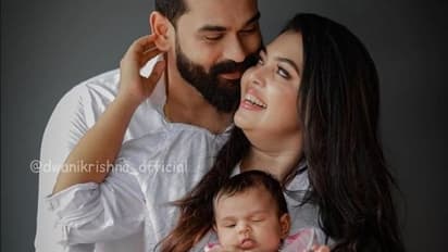 'യുവാച്ഛനും മൃദ്വമ്മയ്ക്കുമൊപ്പം എന്റെ ആദ്യ ഫോട്ടോഷൂട്ട്'; വൈറലായി കുഞ്ഞ് ധ്വനിയുടെ ചിത്രങ്ങള്