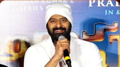 ఫ్యాన్స్ మీ రివ్యూ ఇవ్వండి... ఆదిపురుష్ త్రీడి టీజర్ స్క్రీనింగ్ ఈవెంట్ లో ప్రభాస్!