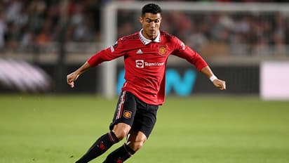 EPL 2022-23: Ten Hag, Fernandes pay tribute to Ronaldo after his 700th club goal