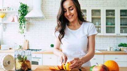 Kidney Health Diet: വൃക്കയുടെ ആരോഗ്യത്തിന് ഡയറ്റില് ഉള്പ്പെടുത്താം ഈ ആറ് ഭക്ഷണങ്ങള്...