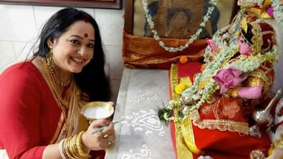 Lakshmi Puja 2022: খুব ইচ্ছে, আমার লক্ষ্মী চান্দেরিতে সাজবেন, সঙ্গে নতুন মুকুট-কোমরবন্ধ, লম্বা হার