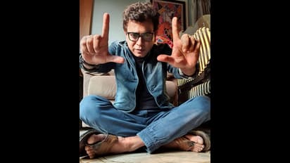 বিপুল ঋণ সত্ত্বেও কার্নিভাল, কবিতার ছন্দে রাজ্যকে বিঁধলেন বিজেপি নেতা রুদ্রনীল ঘোষ