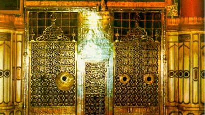 മദീനയിൽ നബിയുടെ ഖബറിടം സന്ദർശിക്കാനുള്ള സ്ത്രീകളുടെ സമയം പുനഃക്രമീകരിച്ചു