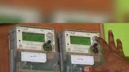 ”ஷாக்” அடிக்கும் கட்டணம்.. கூலி தொழிலாளி வீட்டில் ரூ.2.26 லட்சம் மின் கட்டணம்.. அதிர்ச்சியில் உறைந்த மக்கள்.. 