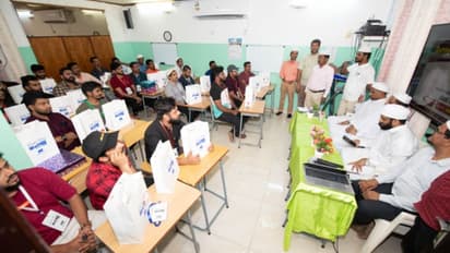 പുലരും വരെ ജോലി ചെയ്യുന്ന റസ്റ്റോറന്റ് ജീവനക്കാര്ക്കായി ഒമാനില് ഐസിഎഫിന്റെ നബിദിനാഘോഷം