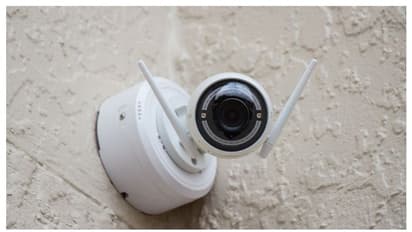 സൗദിയില് മെഡിക്കല് പരിശോധനാ കേന്ദ്രങ്ങളില് നിരീക്ഷണ ക്യാമറകള്ക്ക് നിരോധനം