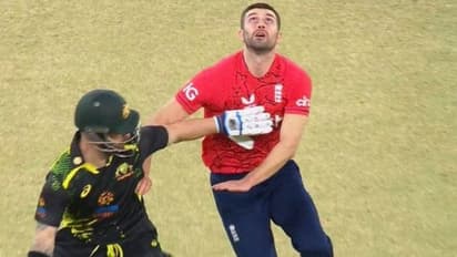 ಕಿವೀಸ್ ಗೆಲುವಿನ ಬಳಿಕ ಮತ್ತಷ್ಟು ಜೋರಾಯ್ತು ಸೆಮೀಸ್ ಲೆಕ್ಕಾಚಾರ..? ಇಂಗ್ಲೆಂಡ್/ಆಸ್ಟ್ರೇಲಿಯಾ ಯಾರಿಗಿದೆ ಚಾನ್ಸ್?