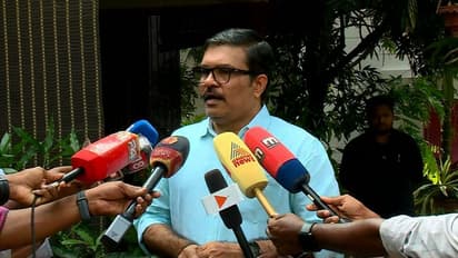 ലഹരിവിരുദ്ധ കാമ്പയിനിടെ പൊള്ളലേറ്റ വിദ്യാർഥിയുടെ ചികിത്സാ ചെലവ് സർ‌ക്കാർ ഏറ്റെടുക്കും; ഉറപ്പ് നൽകി മന്ത്രി