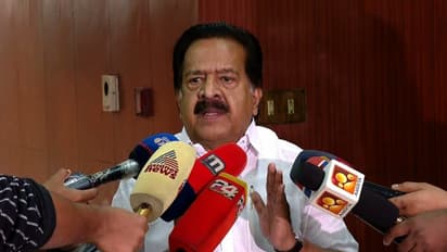 'മുഖ്യമന്ത്രി നടത്തിയത് ഉല്ലാസ യാത്ര', 'യുകെയുമായി കരാർ ഒപ്പിട്ടു എന്നത് തട്ടിപ്പ്'; വിമർശനവുമായി ചെന്നിത്തല