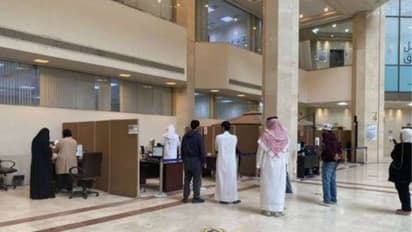 ജോലി സ്ഥലത്ത് മാന്യമായി വസ്ത്രം ധരിക്കണമെന്ന് കുവൈത്ത് മന്ത്രാലയം