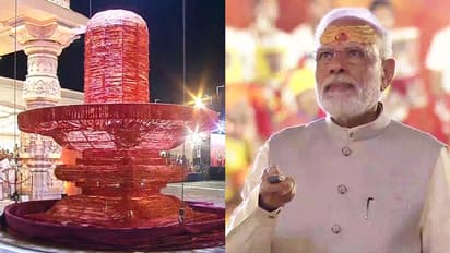 महाकाल लोक का उद्घाटन करके मंत्रमुग्ध हुए मोदी...शिव संसार का दर्शन कराने खुद 'शिव' बने PM के गाइड