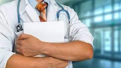 1.77 லட்சம் சம்பளத்தில் உதவி மருத்துவர் காலி பணியிடங்கள்.. இன்று முதல் விண்ணப்பிக்கலாம்.. .. விவரம் இதோ..