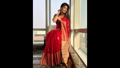 சாய் பல்லவிக்கு அடித்த அதிஷ்டம்... ஒரே வருடத்தில் இரண்டு படங்களுக்கு பிலிம் ஃபேர் விருது! வைரலாகும் புகைப்படம்