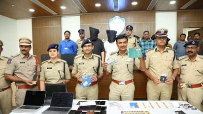 హైదరాబాద్ లో రూ.900 కోట్ల ఇన్వెస్ట్ మెంట్ ఫ్రాడ్.. చైనా పౌరులు సహా 10 మంది అరెస్టు