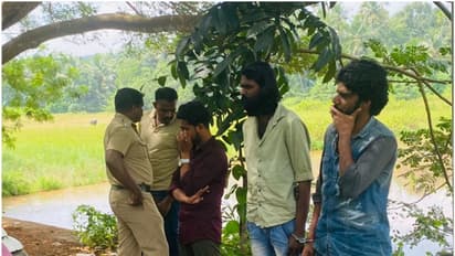അഞ്ച് ലക്ഷം രൂപയുടെ എം ഡി എം എയുമായി മൂന്ന് യുവാക്കൾ പിടിയിൽ