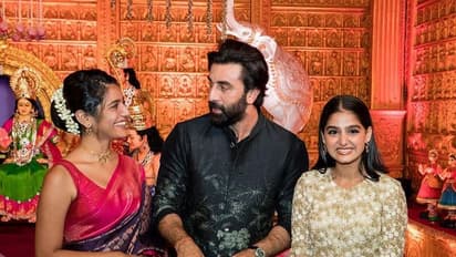 நகைக்கடை விழாவில் குழுமிய நட்சத்திரங்கள்..பிரியா வாரியார் வெளியிட்ட போட்டோஸ் இதோ