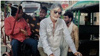 தளபதி தந்தைக்கு இந்த நிலையா? ஹரித்துவாரில் ரிக்ஷா ஓட்டிய எஸ். ஏ.சந்திரசேகர்! வைரலாகும் புகைப்படம்!