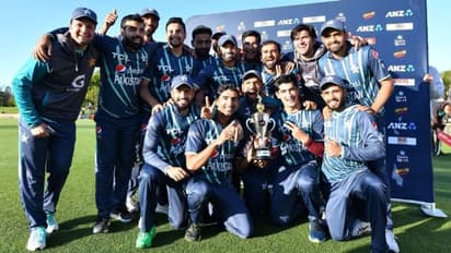 T20 World Cup ಟೂರ್ನಿಗೂ ಮುನ್ನ ನ್ಯೂಜಿಲೆಂಡ್ ಮಣಿಸಿ ತ್ರಿಕೋನ ಸರಣಿ ಗೆದ್ದ ಪಾಕಿಸ್ತಾನ..!