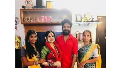  அட இவங்க உண்மையிலேயே கர்ப்பமாக இருக்காங்கப்பா! பாண்டவர் இல்லம் நடிகையின் வளைகாப்பு 