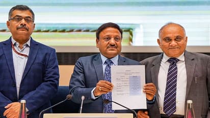 Election Commission records seizure of Rs 50 cr in Himachal Pradesh, Rs 71 cr in Gujarat; check details