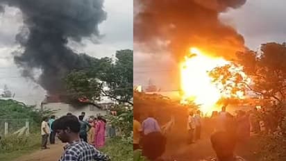 கோவையில் இரசாயன தொழிற்சாலையில் பயங்கர தீ விபத்து… நெஞ்சை பதறவைக்கும் வீடியோ!!