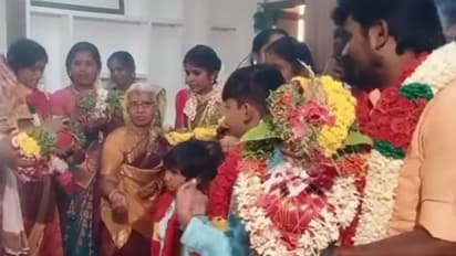 சூப்பர் சிங்கர் செந்தில் கணேஷ் - ராஜலக்ஷ்மியின் பிரமாண்ட லக்ஸூரி ஹவுஸ்..! பிரமிக்க வைத்த புகைப்படங்கள் இதோ!