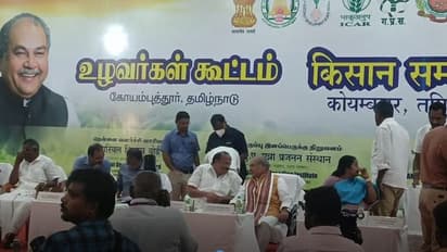 இந்தியிலும், தமிழிலும் மாறி மாறி வரவேற்பு பேனர்.. மேடையிலேயே காரசார விவாதம்..!