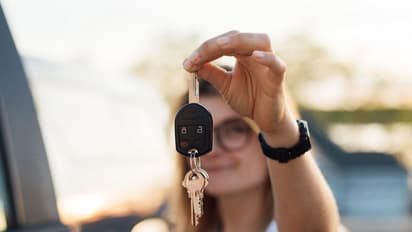 ಜನವರಿ 2025 ತಿಂಗಳಲ್ಲಿ ವಾಹನ ಖರೀದಿಗೆ ಇದೆ ಶುಭ ಮಹೂರ್ತ, ಈ ಘಳಿಗೆ ಹೆಚ್ಚಿಸಲಿದೆ ಸಂಪತ್ತು!