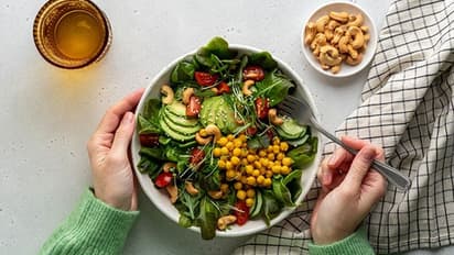 Onions to garlic : food items you should include in your diet for a healthy heart