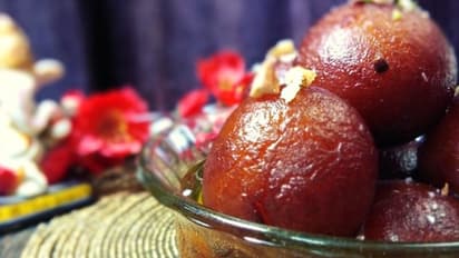  Wheat Gulab jamun : தீபாவளி ஸ்பெஷல்- கெஸ்ட்க்கு புது ஸ்னாக்ஸ் செய்வோமா?
