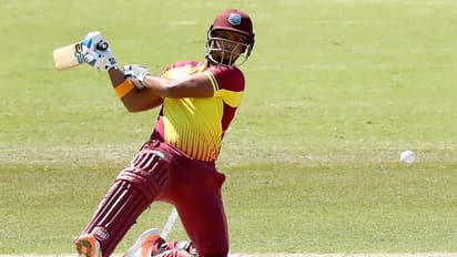 T20 World Cup: वेस्टइंडीज के कोच फिल सिमंस ने खिलाड़ियों से क्यों कहा- 'नींद से जागो ये टी20 वर्ल्डकप है'