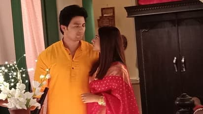 সেটে প্রকাশ্যেই রাহুলের বুকে শুভস্মিতা! ছোট পর্দার ‘হরগৌরী’ এ বার ‘শাহরুখ-রানি’?