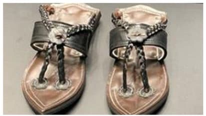 പ്രവാചകന്‍ മുഹമ്മദ് നബിയുടെ ചെരുപ്പിന്റെ മാതൃകയുമായി സൗദിയില്‍ പ്രദര്‍ശനം