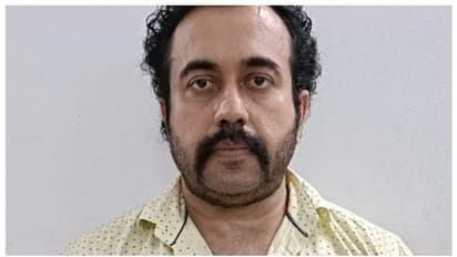 പ്രായപൂർത്തിയാകാത്ത പെൺകുട്ടിയെ ലൈംഗികമായി ഉപദ്രവിച്ചു; ഡോക്ടർ അറസ്റ്റിൽ