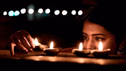 দীপাবলির সময়ে বাড়ি পরিষ্কার করতে গিয়ে যদি এই জিনিসগুলি পান, সৌভাগ্য আসবে পরিবারে