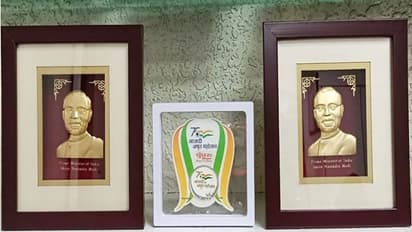 मोदी का बड़ा फैन है इंदौर का ये सर्राफा व्यवसायी, दीवाली के लिए बनवा दिया PM की सोने की मूर्ति