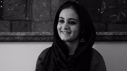 Stopped from travelling to US, claims Pulitzer award-winning photojournalist