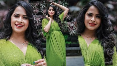 'പച്ചപ്പി'ൽ ആറാടി സാധിക വേണുഗോപാൽ, ചിത്രങ്ങൾ