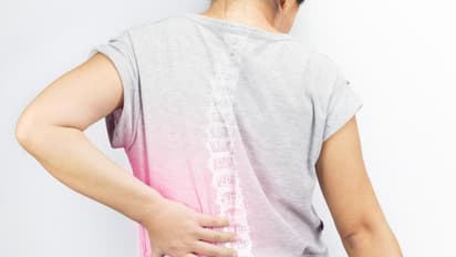 World Osteoporosis Day 2022 :  സ്ത്രീകള്‍ക്ക് വില്ലനായി ഓസ്റ്റിയോപൊറോസിസ് ; എങ്ങനെ തടയാം?