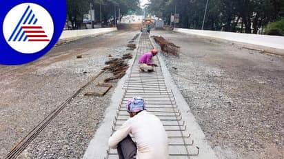 Bengaluru: ವೆಸ್ಟ್‌ ಆಫ್‌ ಕಾರ್ಡ್‌ ಸವೀರ್ಸ್‌ ರಸ್ತೆಯಲ್ಲಿ ಹೆಜ್ಜೆಹೆಜ್ಜೆಗೂ ಗುಂಡಿ!