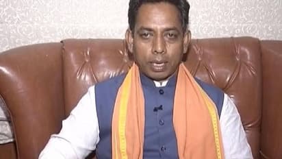 லட்சுமியை வழிபடாத முஸ்லிம்.. பணக்காரர் ஆகலயா.?? பாஜக எம்எல்ஏ நக்கல் பேச்சு.. உருவபொம்மை எரிப்பு.