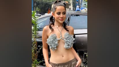 ফুসফুস দিয়ে স্তনযুগল ঢেকে রাস্তায় বেরিয়ে পড়লেন উরফি, 'কপি ক্যাট' বলে তুলোধনা সাইবারবাসীর