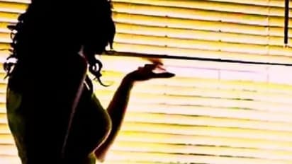 पति के जाते ही पत्नी ने प्रेमी को बुला लिया, दोनों साथ रहे और कुछ देर बाद युवक की मौत, दर्दनाक था पूरा मंजर