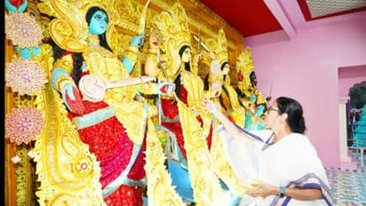 'কাউকে করতে হবে বলে একজনকে বঞ্চিত করব কেন?' ICCতে সৌরভের নাম না পাঠানোয় তোপ মমতার